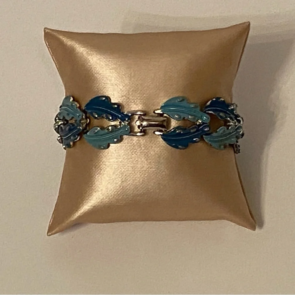CORO SIGNED BRACELET LINKS BLUE ENAMEL LEAVES VINTAGE SILVER TONE 7”